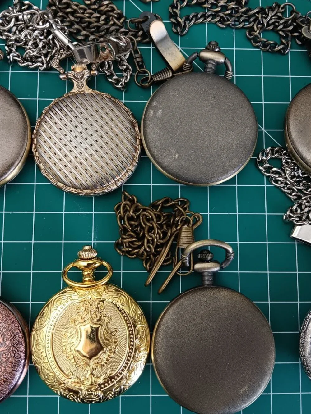 Bulk Lot of 20 Modern Quartz Pocket Watches - Folio & Unbranded (All Running)